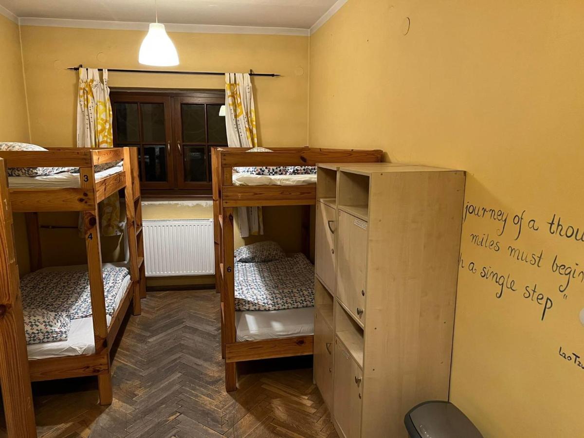 50 People Bis Apartment Krakow Ngoại thất bức ảnh