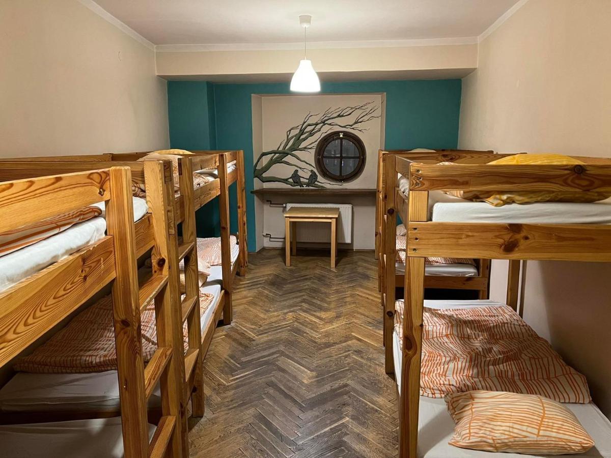 50 People Bis Apartment Krakow Ngoại thất bức ảnh